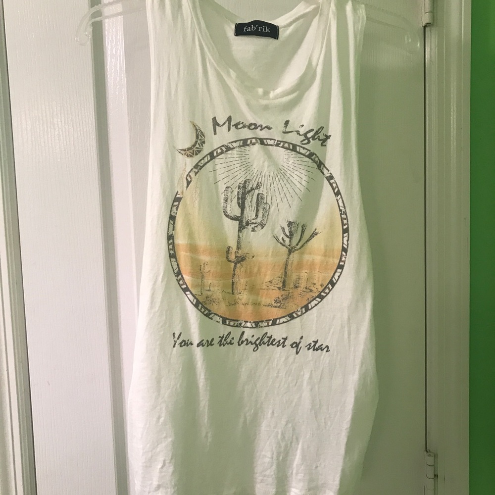 Graphic Tank